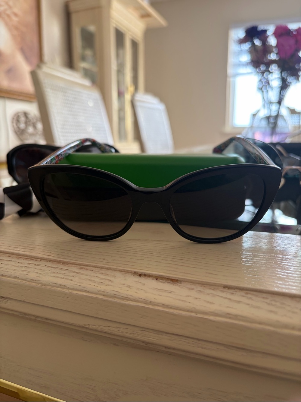 Tori Burch Classic Black Cat-Eye Women's Sunglasses